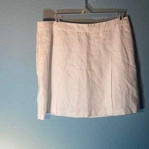 DKNYC white linen size 14 short skirt